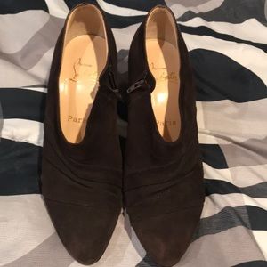 Brown suede Christian Louis Vuitton booties